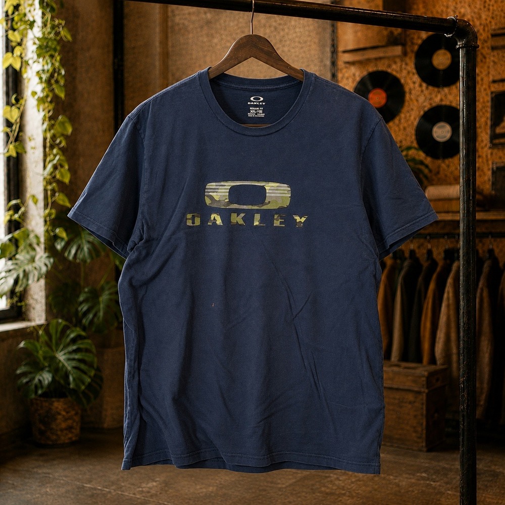 y2k Oakley Camo Big Logo Graphic T-Shirt Navy Blue XXL Mens Streetwear Skate Tee